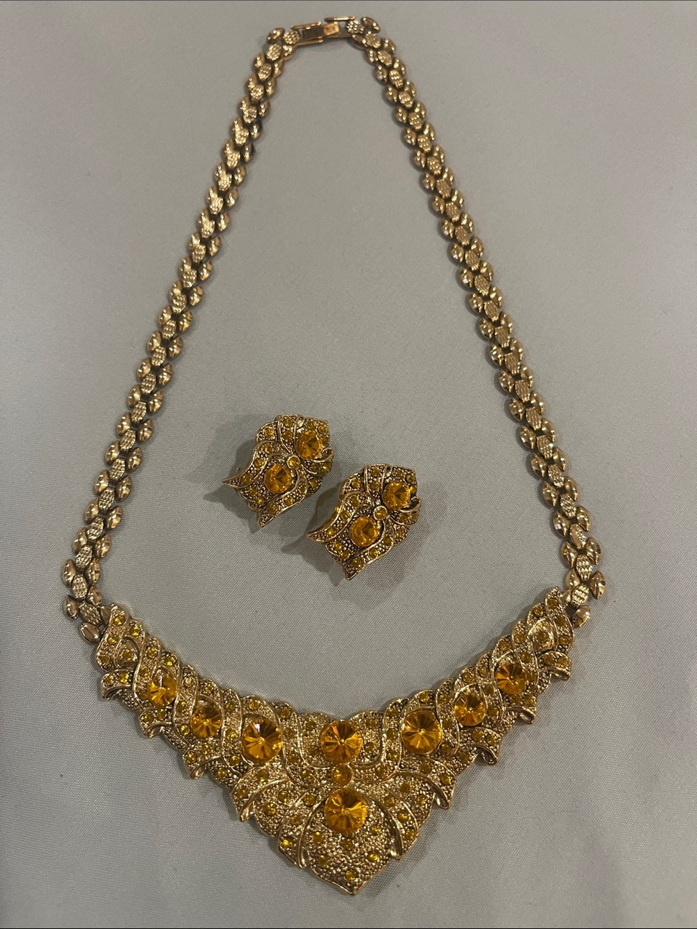 Vintage Gold-Tone Yellow Amber Crystal Necklace & Matching Earring Set